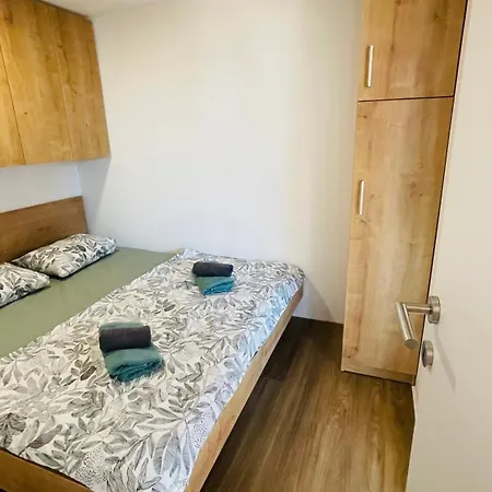 Vikendica Mona Mobile *