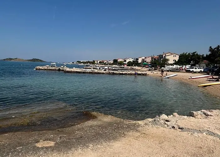 Vakantiehuis Mona Mobile Turanj